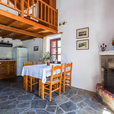 Appartamento Ageri Stafylos